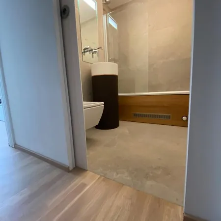 Neues Helena Apartment
